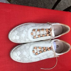 Crazy cute & comfortable Piccolinos